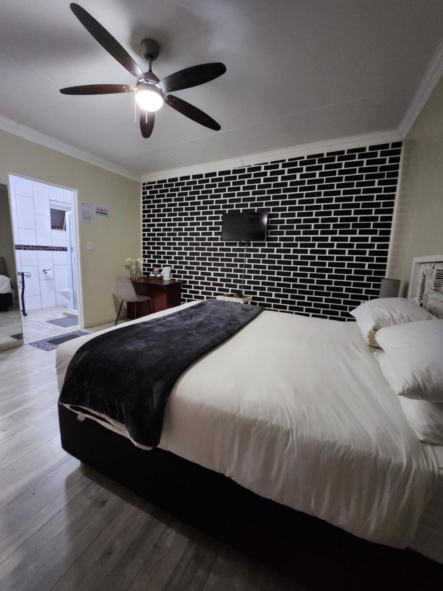 Casa de hóspedes Fm Guest Comfort, Tranquility & Peace Of Mind *